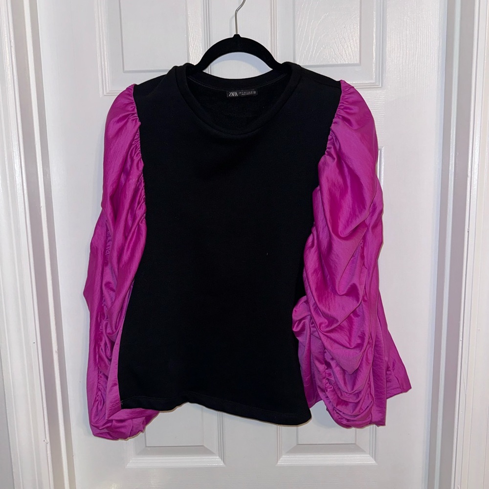 Ruffled sleeve Zara